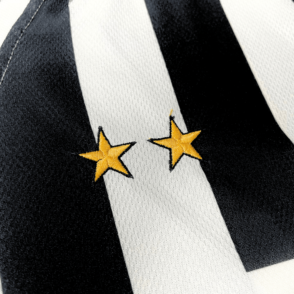 Juventus 1996-97 Home Shirt L