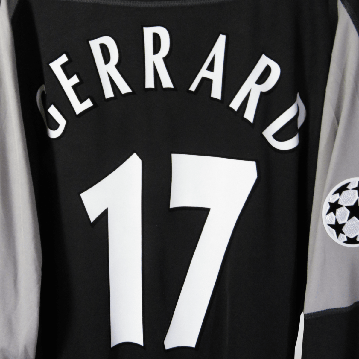 Retro Liverpool 2002-2004 Away longsleeve football jersey by Reebok, Gerrard 17, size XL | Nostalgic Football Shirts