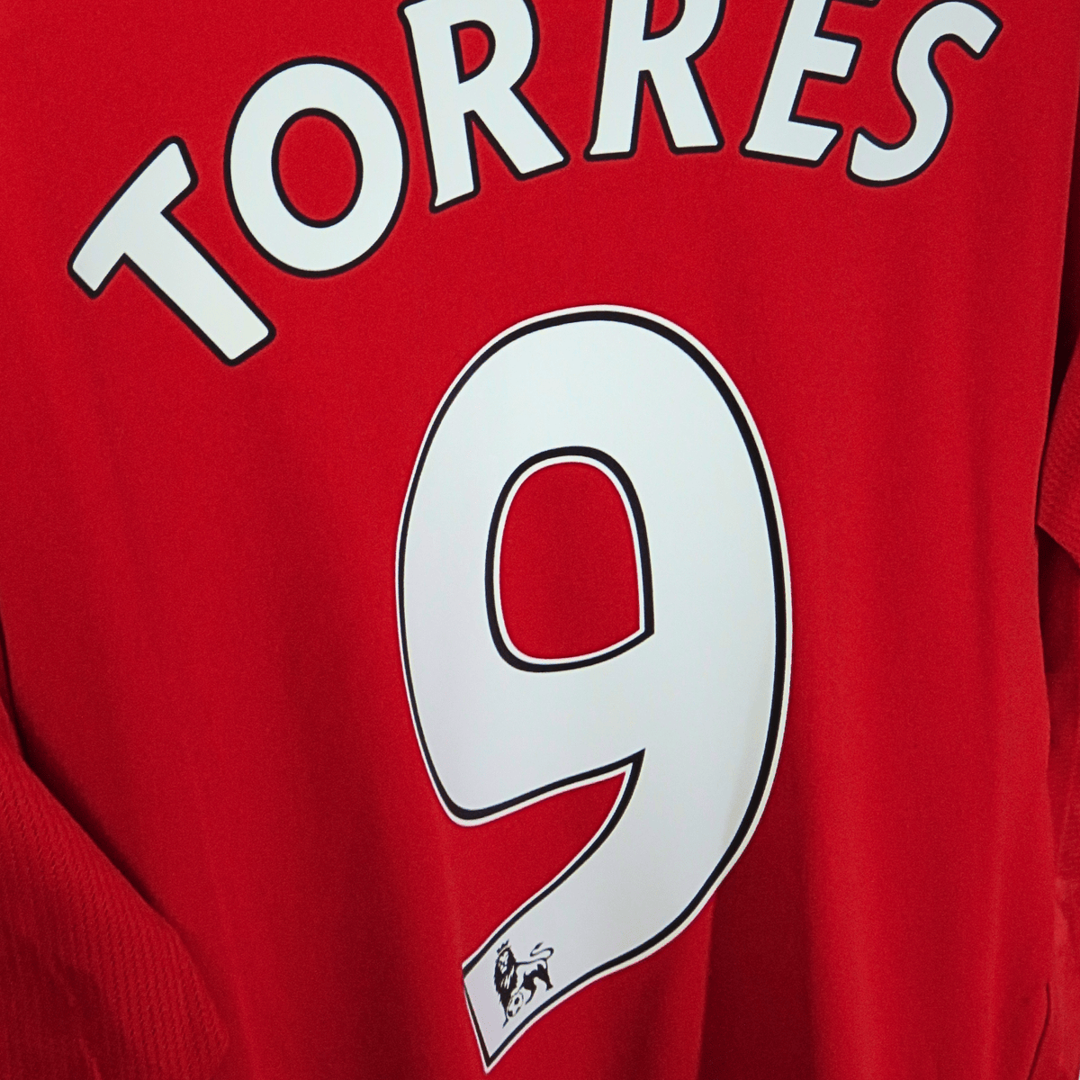 Retro Liverpool 2008-2010 Home football jersey by Adidas, Torres 9, size L | Nostalgic Football Shirts