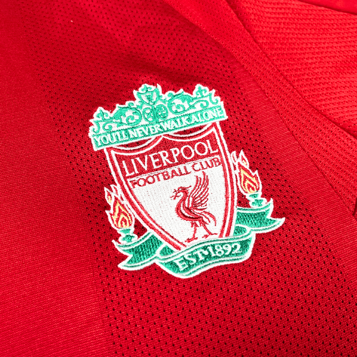 Vintage Liverpool 2008-2010 Home football shirt with Torres 9 print, size S | Nostalgic Football Shirts
