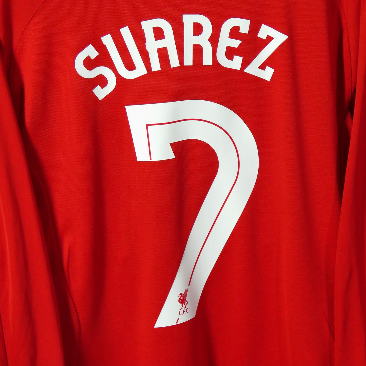 Liverpool 2013-2014 Home Longsleeve shirt, Suarez 7, Warrior, size M, product code WIN738 | Nostalgic Football Shirts