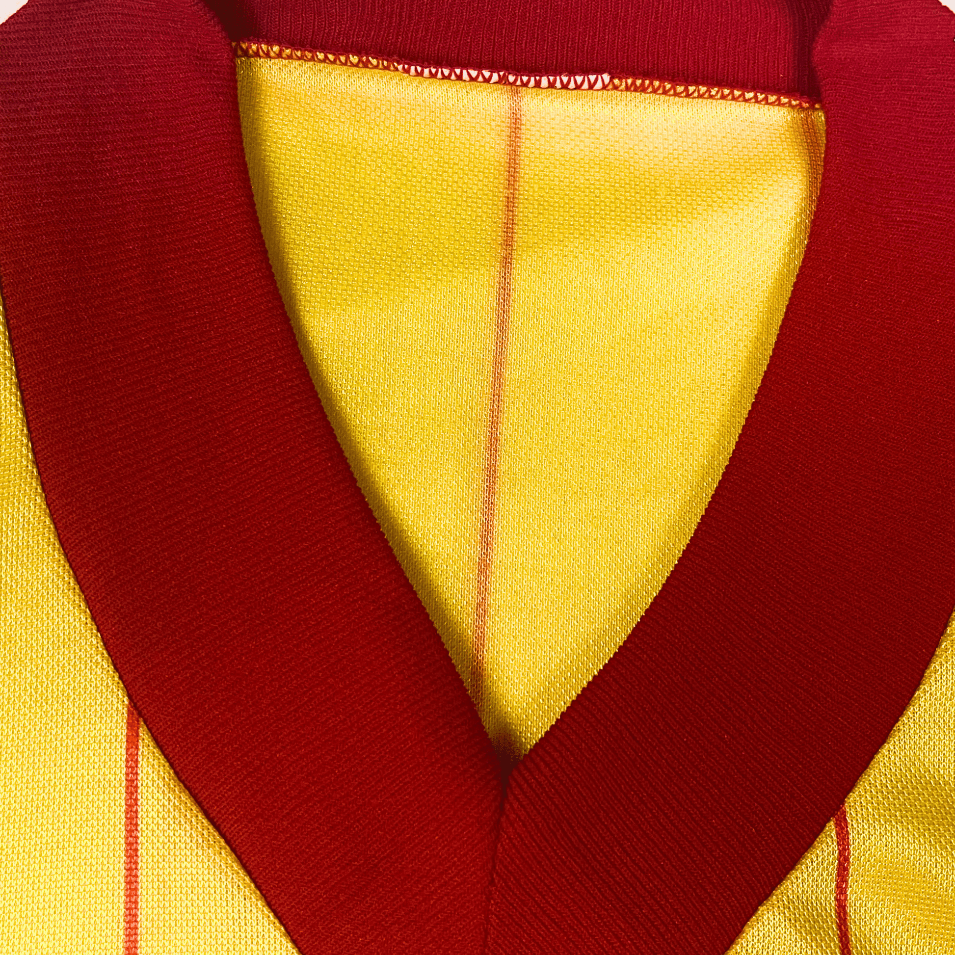 Liverpool 1981-84 Away Full Kit M