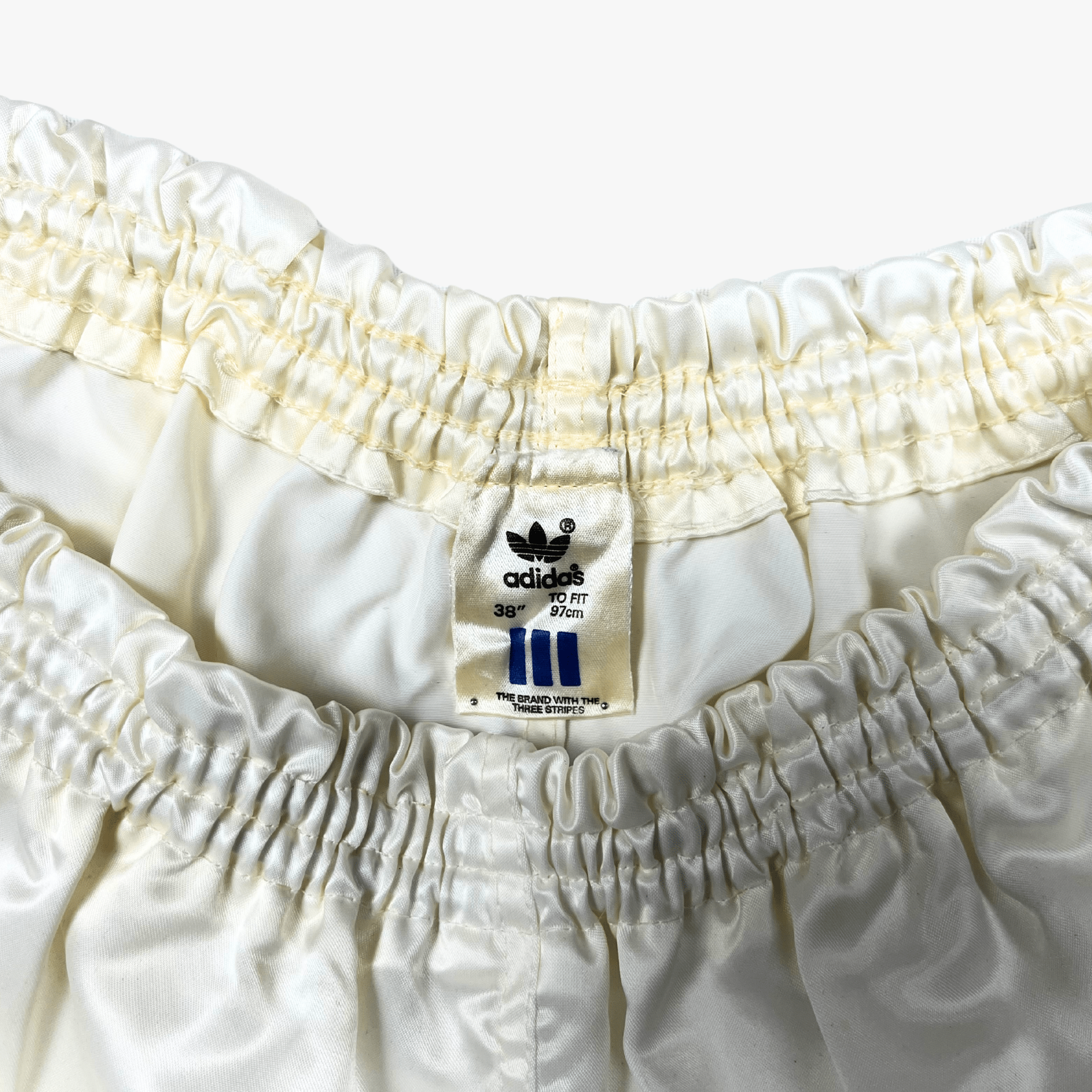 Liverpool 1985-86 Away Full Kit L