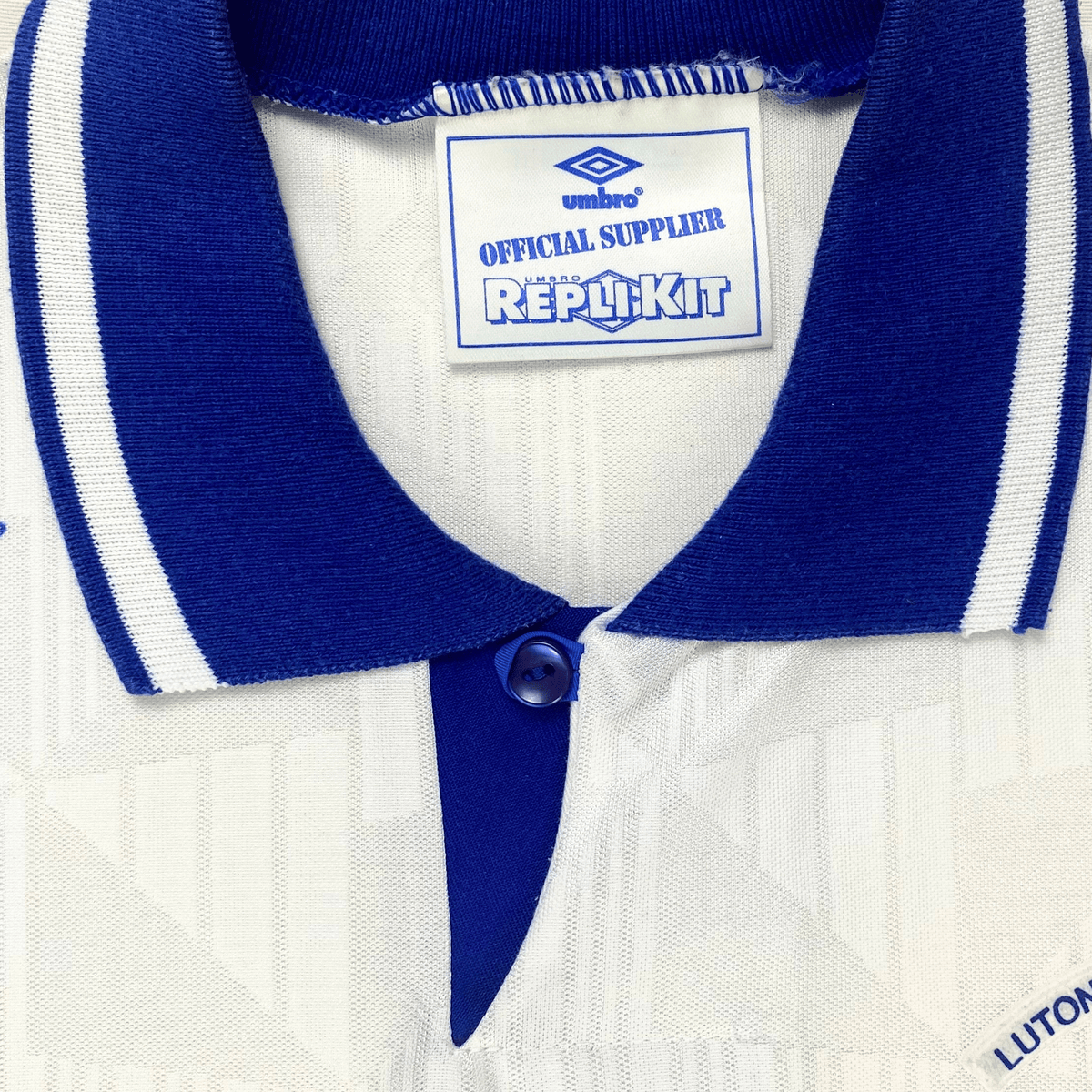 Authentic Umbro Luton Town 1991-1992 Home shirt, size XL | Nostalgic Football Shirts
