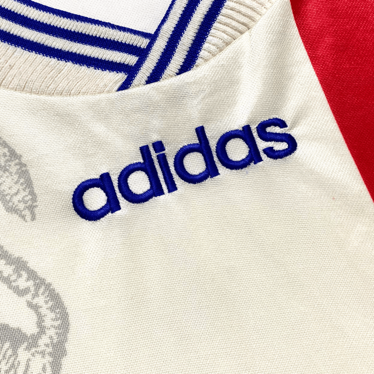 Vintage Lyon 1996-1997 Home football shirt, size L | Nostalgic Football Shirts