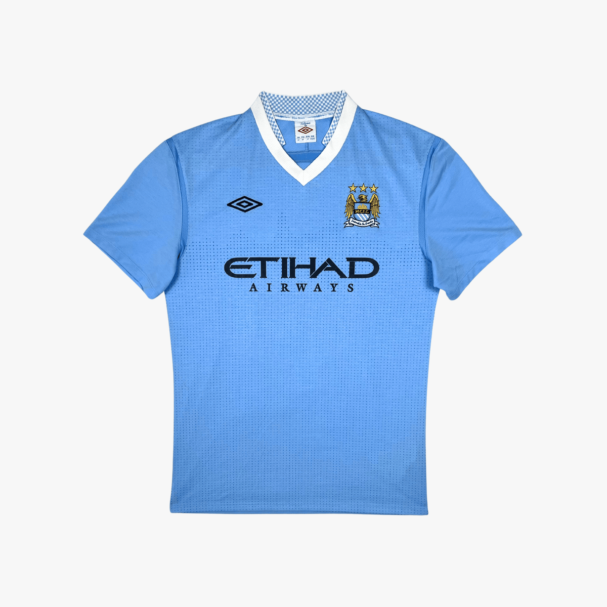 Authentic Umbro Manchester City 2011-2012 Home shirt, Agüero 16 on the back, size L | Nostalgic Football Shirts