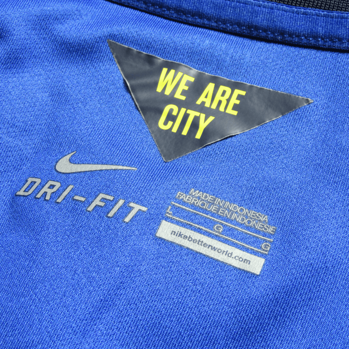 Authentic Nike Manchester City 2014-2015 Away shirt, Agüero 16 on the back, size L | Nostalgic Football Shirts