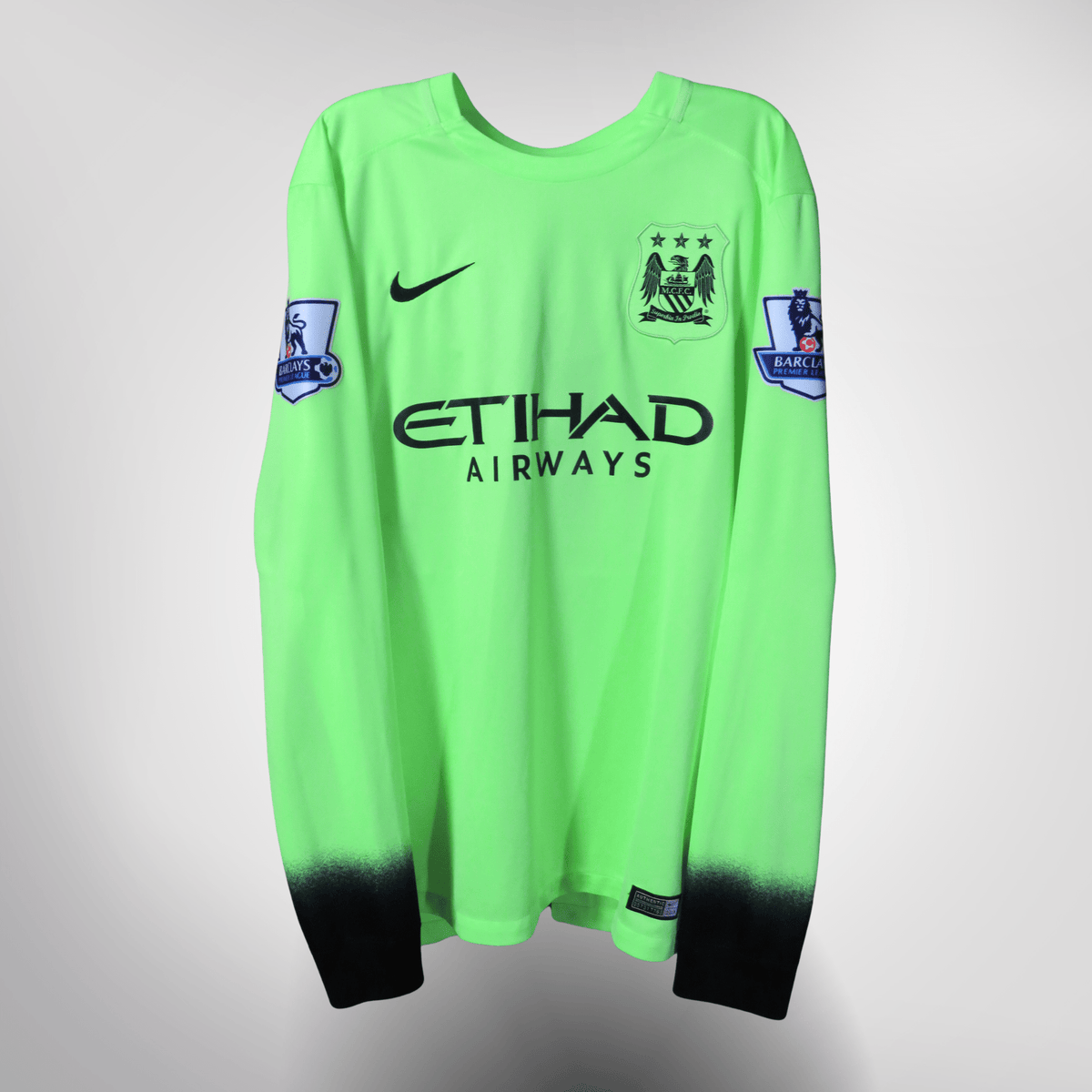 Authentic Nike Manchester City 2015-2016 Third longsleeve shirt, De Bruyne 17 on the back, size M | Nostalgic Football Shirts