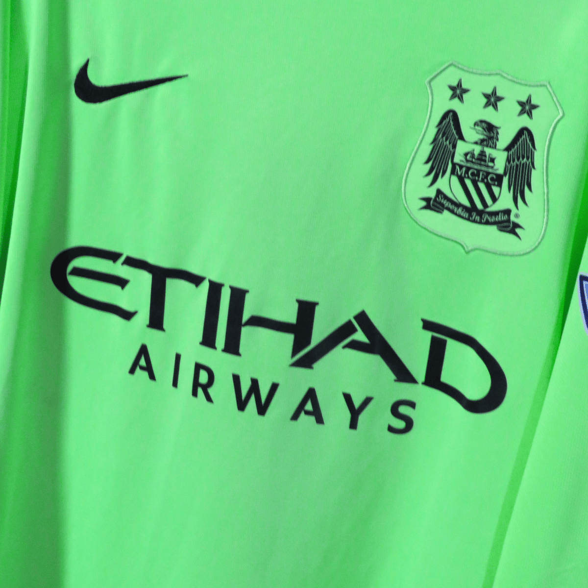 Original Manchester City 2015-2016 Third longsleeve football shirt, size M, De Bruyne 17 | Nostalgic Football Shirts