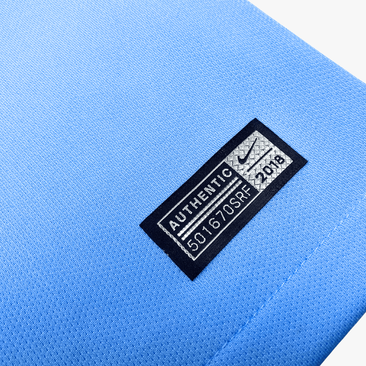 Original Manchester City 2018-2019 Home football shirt, size XL, Mahrez 26 | Nostalgic Football Shirts