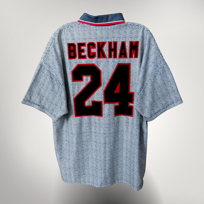 Vintage Manchester United 1995-1996 Away football shirt with Beckham 24 print, size XL | Nostalgic Football Shirts