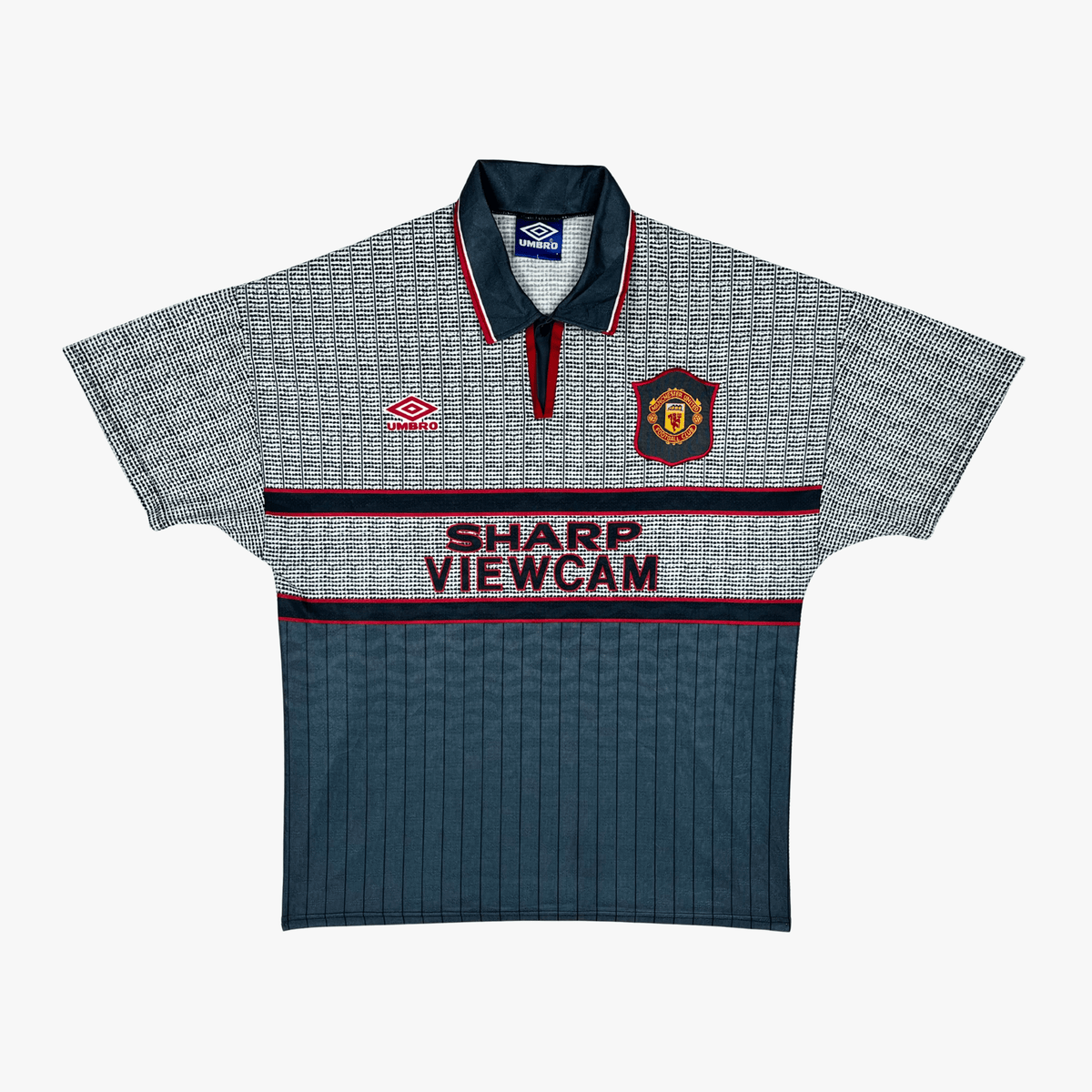 Authentic Umbro Manchester United 1995-1996 Away shirt, Cantona 7 on the back, size L | Nostalgic Football Shirts