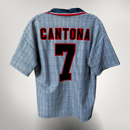 Vintage Manchester United 1995-1996 Away football shirt with Cantona 7 print, size M | Nostalgic Football Shirts
