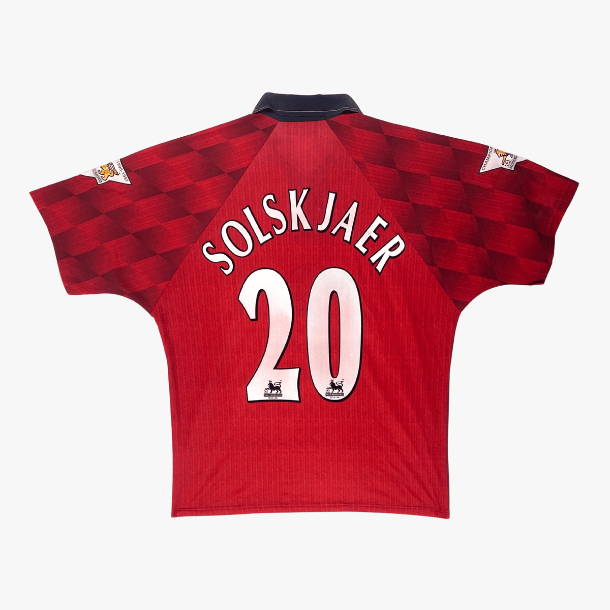 Vintage Manchester United 1996-1998 Home football shirt with Solskjaer 20 print, size L | Nostalgic Football Shirts