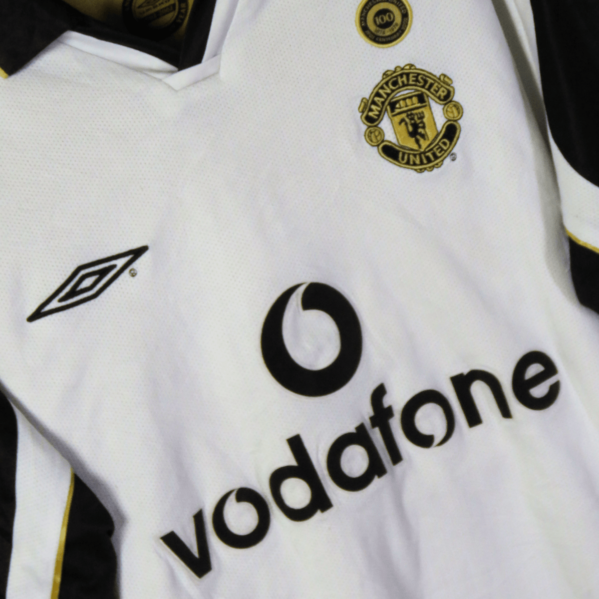 Authentic Umbro Manchester United 2001-2002 Away shirt, Beckham 7 on the back, size XL | Nostalgic Football Shirts