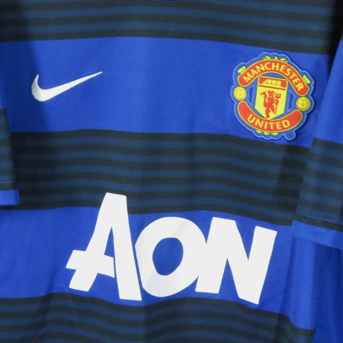 Original Manchester United 2011-2013 Away football shirt, size M, Rooney 10, product code 423935-403 | Nostalgic Football Shirts