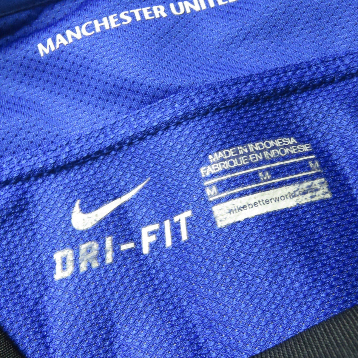 Vintage Manchester United 2011-2013 Away football shirt with Rooney 10 print, size M, product code 423935-403 | Nostalgic Football Shirts