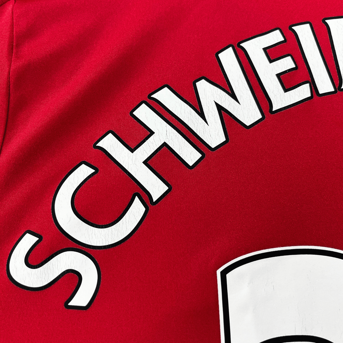 Vintage Manchester United 2015-2016 Home football shirt with Schweinsteiger 31 print, size M | Nostalgic Football Shirts