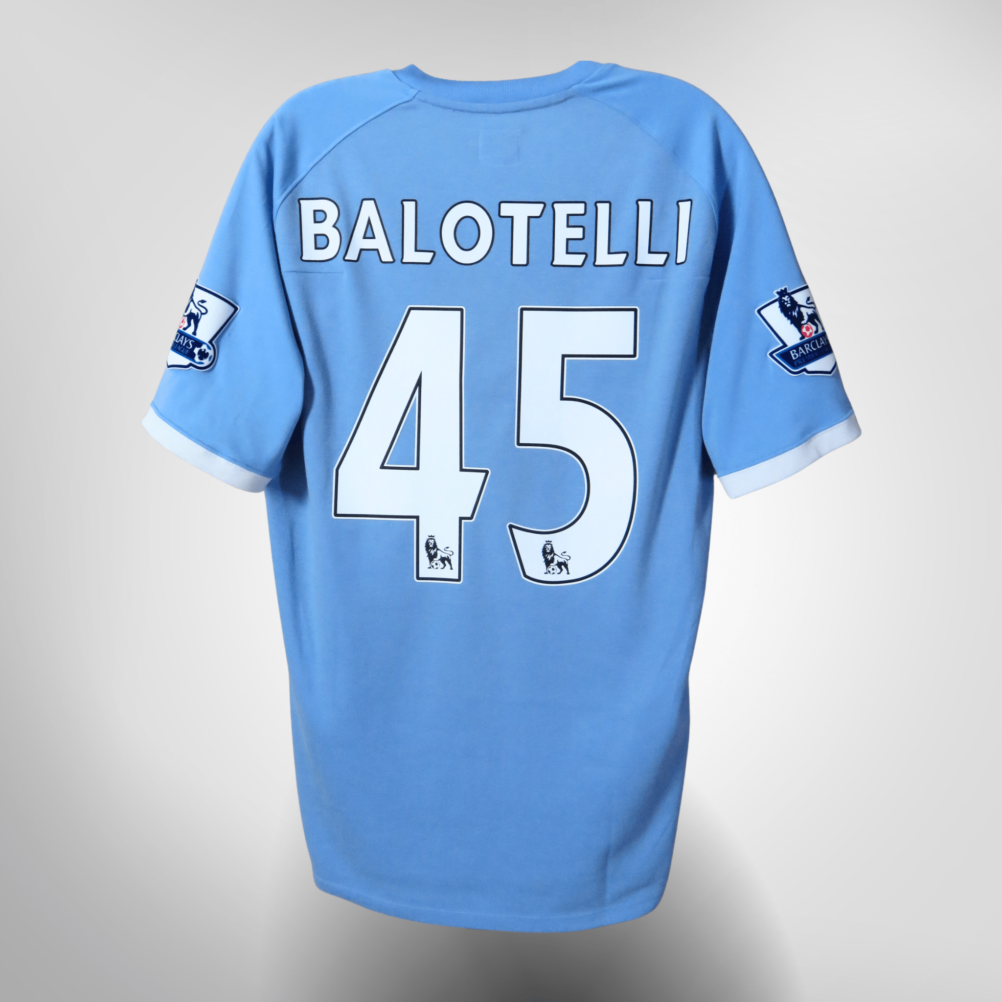 Manchester City 2010-11 Home Balotelli #45 Shirt L