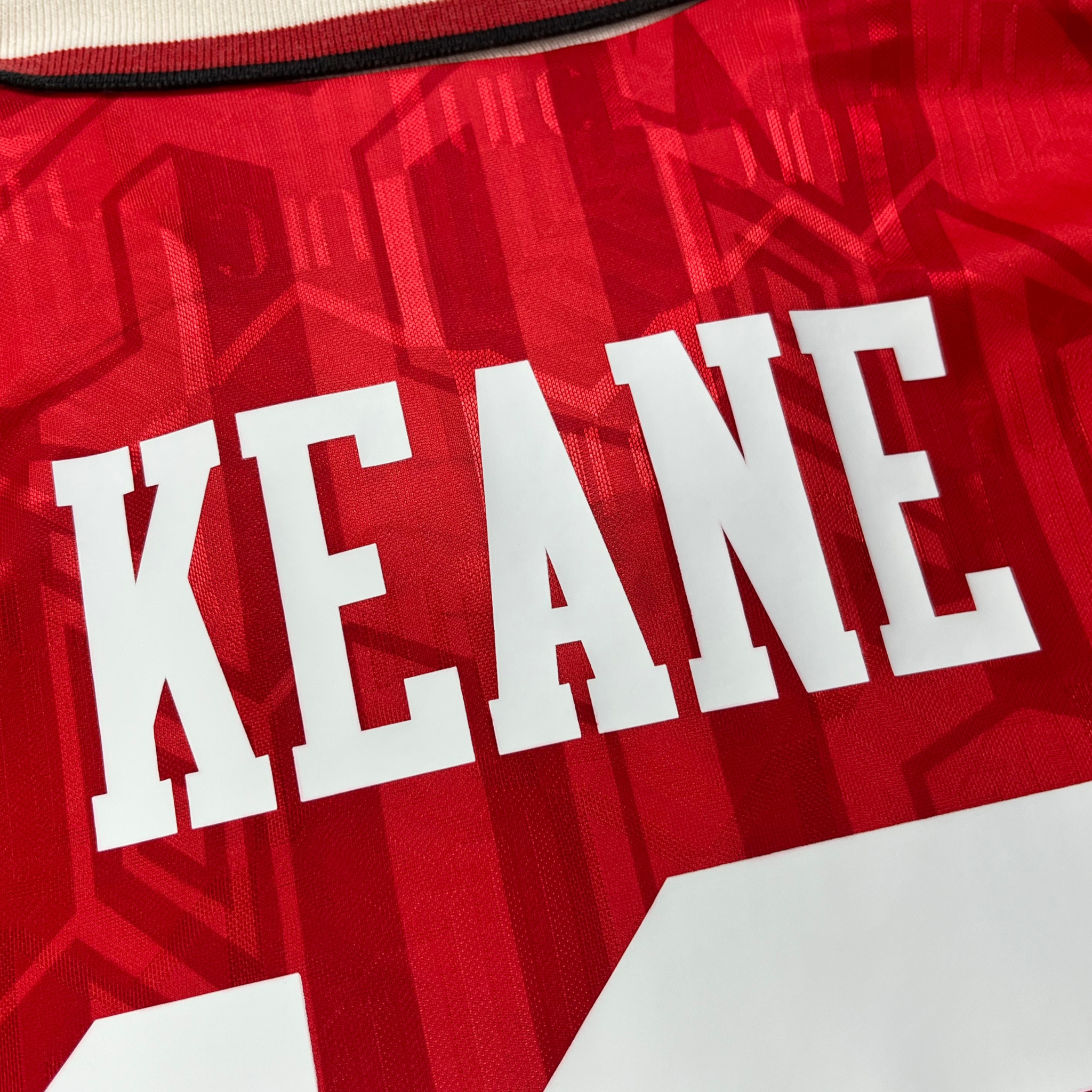 Manchester United 1992-94 Home Keane #16 Shirt L