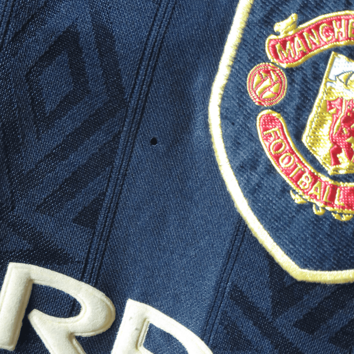 Manchester United 1993-95 Away Giggs #11 Shirt M