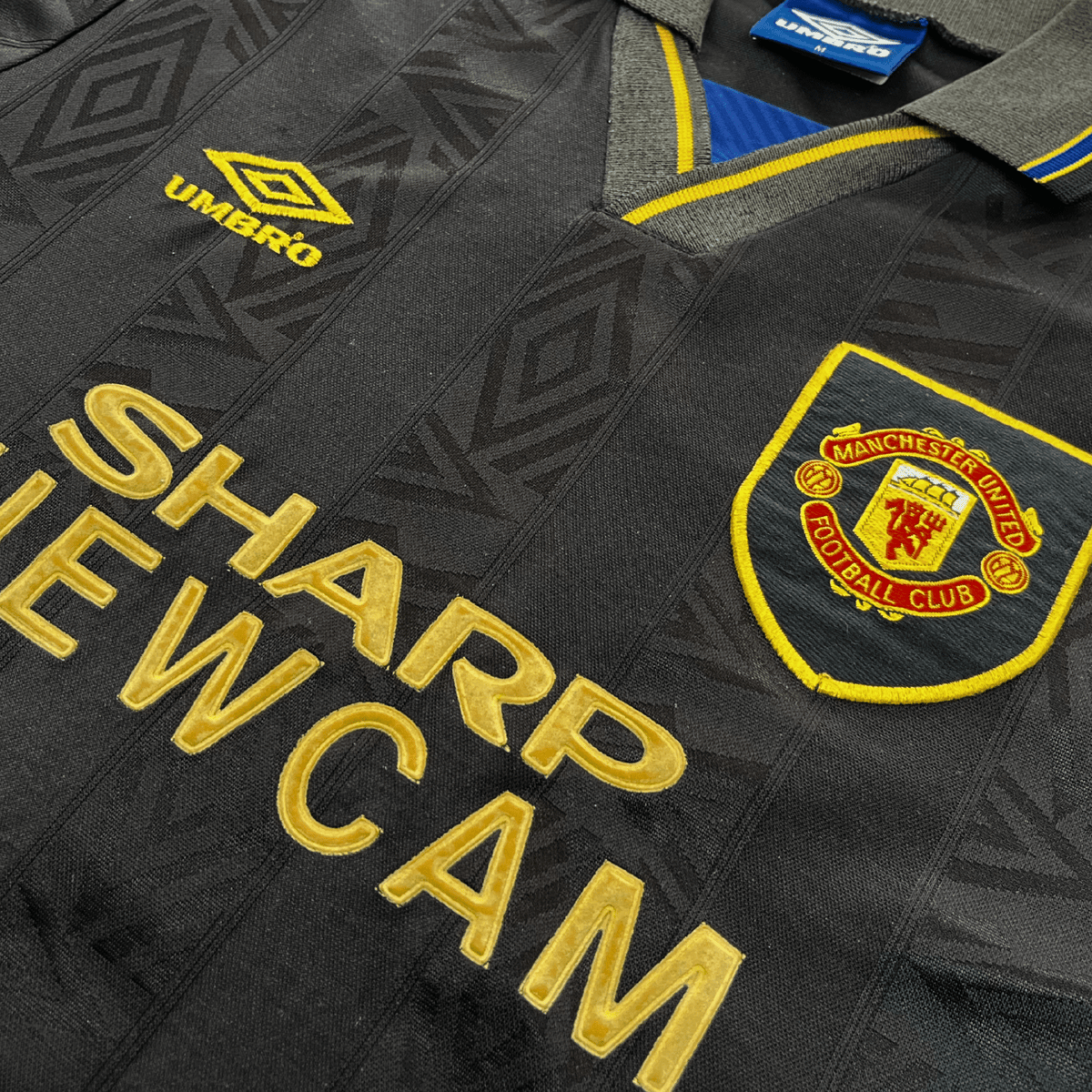 Manchester United 1993-95 Away Shirt M