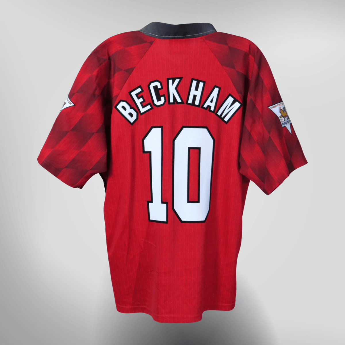 Manchester United 1996-98 Home Beckham #10 Shirt L