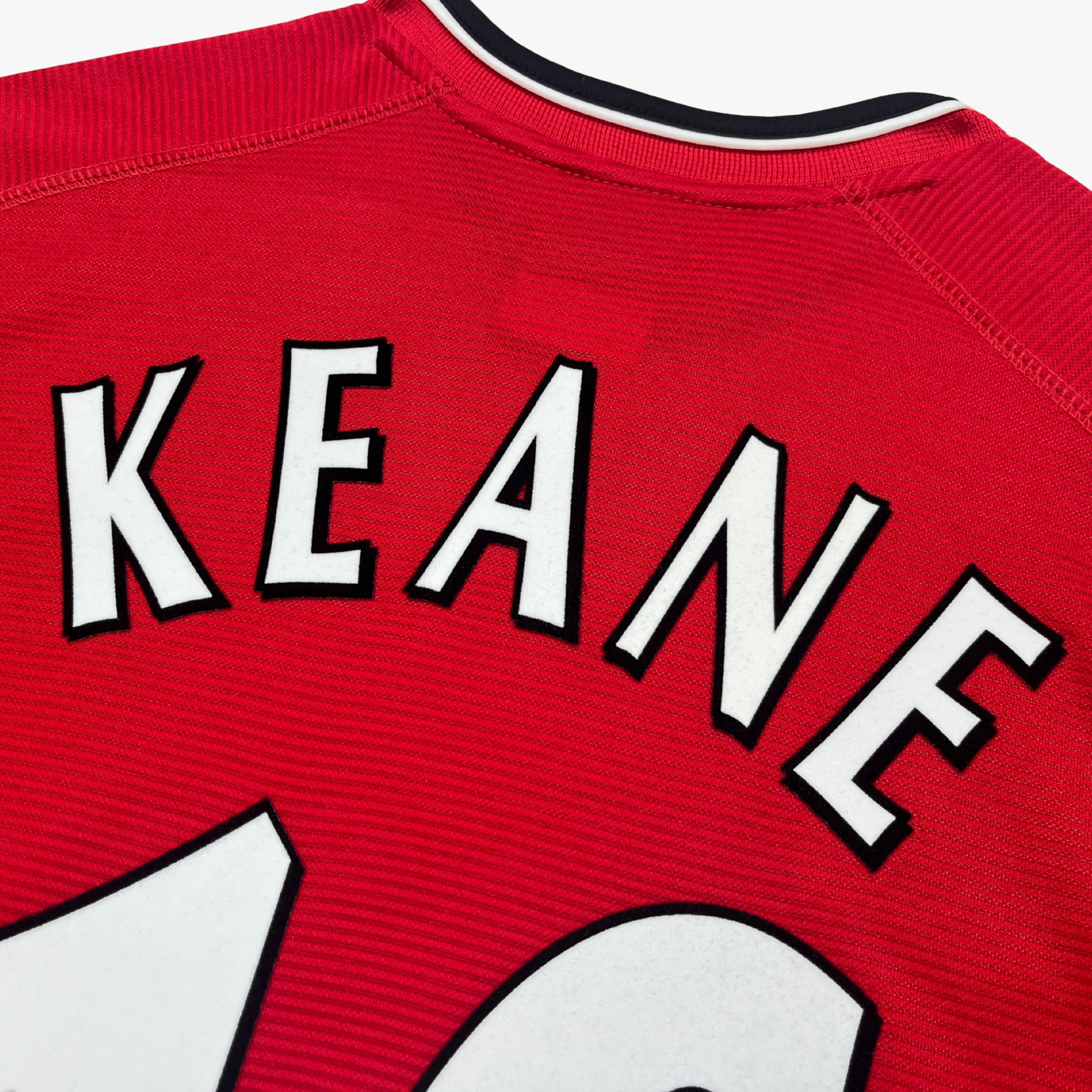 Manchester United 2000-02 Thuis Keane #16 Shirt L