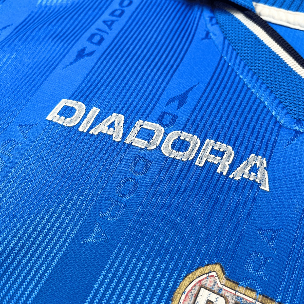 Authentic Diadora Napoli 2000-2001 Home shirt, size XL | Nostalgic Football Shirts