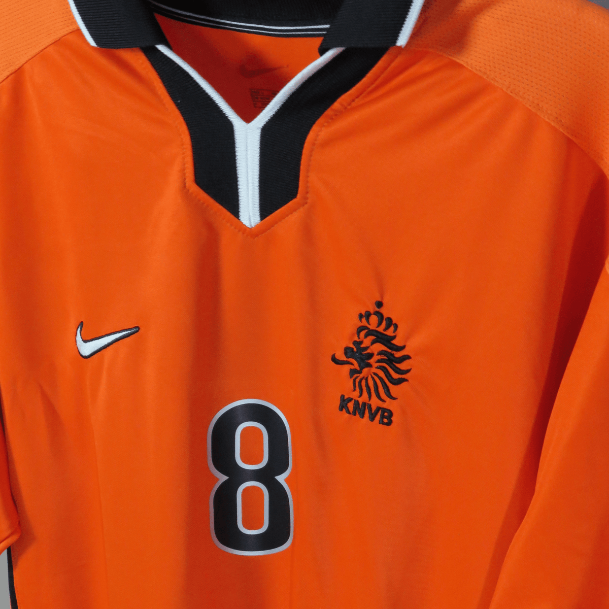 Original Netherlands 1998-2000 Home football shirt, size M, Bergkamp 8 | Nostalgic Football Shirts