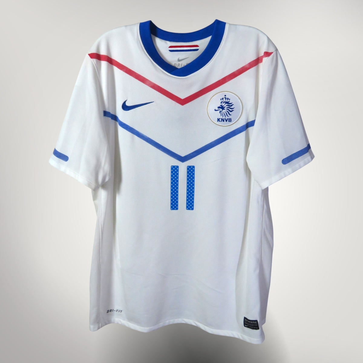 Authentic Nike Netherlands 2010-2012 Away shirt, Robben 11 on the back, size L, product code 376907-105 | Nostalgic Football Shirts