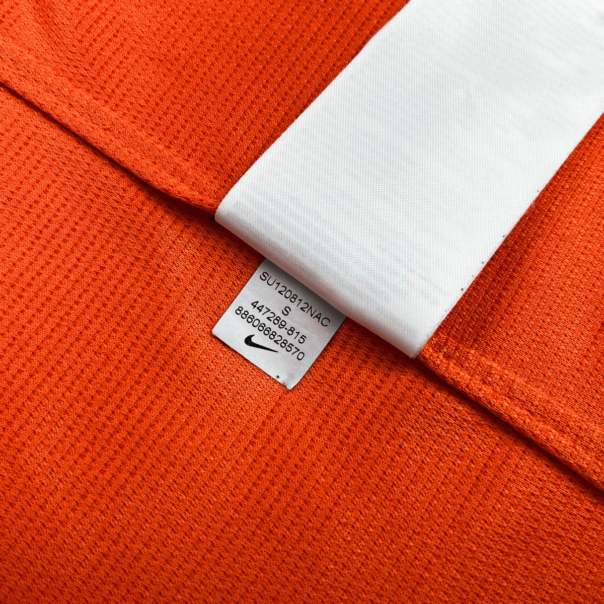Vintage Netherlands 2012-2014 Home football shirt with Van Persie 16 print, size S | Nostalgic Football Shirts