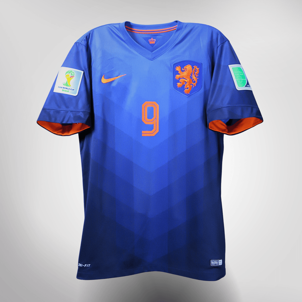Authentic Nike Netherlands 2014-2015 Away shirt, Van Persie 9 on the back, size M | Nostalgic Football Shirts