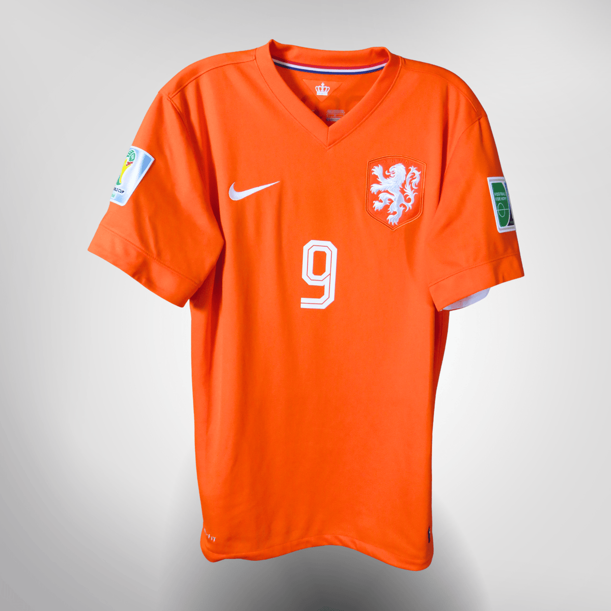 Authentic Nike Netherlands 2014-2015 Home shirt, Van Persie 9 on the back, size M | Nostalgic Football Shirts
