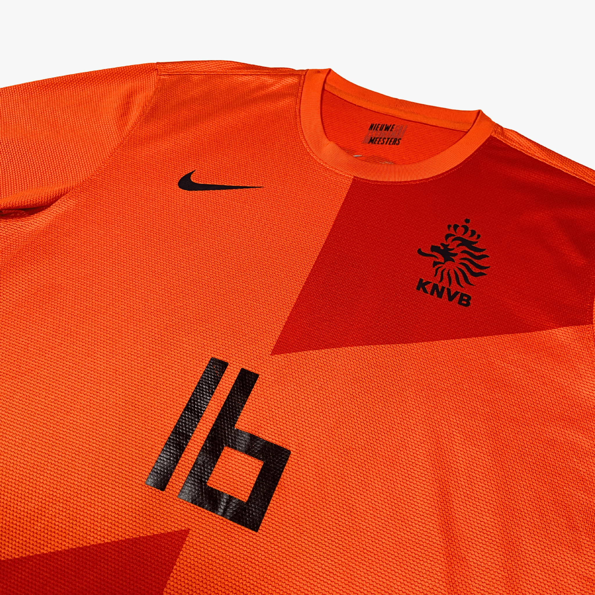Netherlands 2012-14 Home Van Persie #16 M