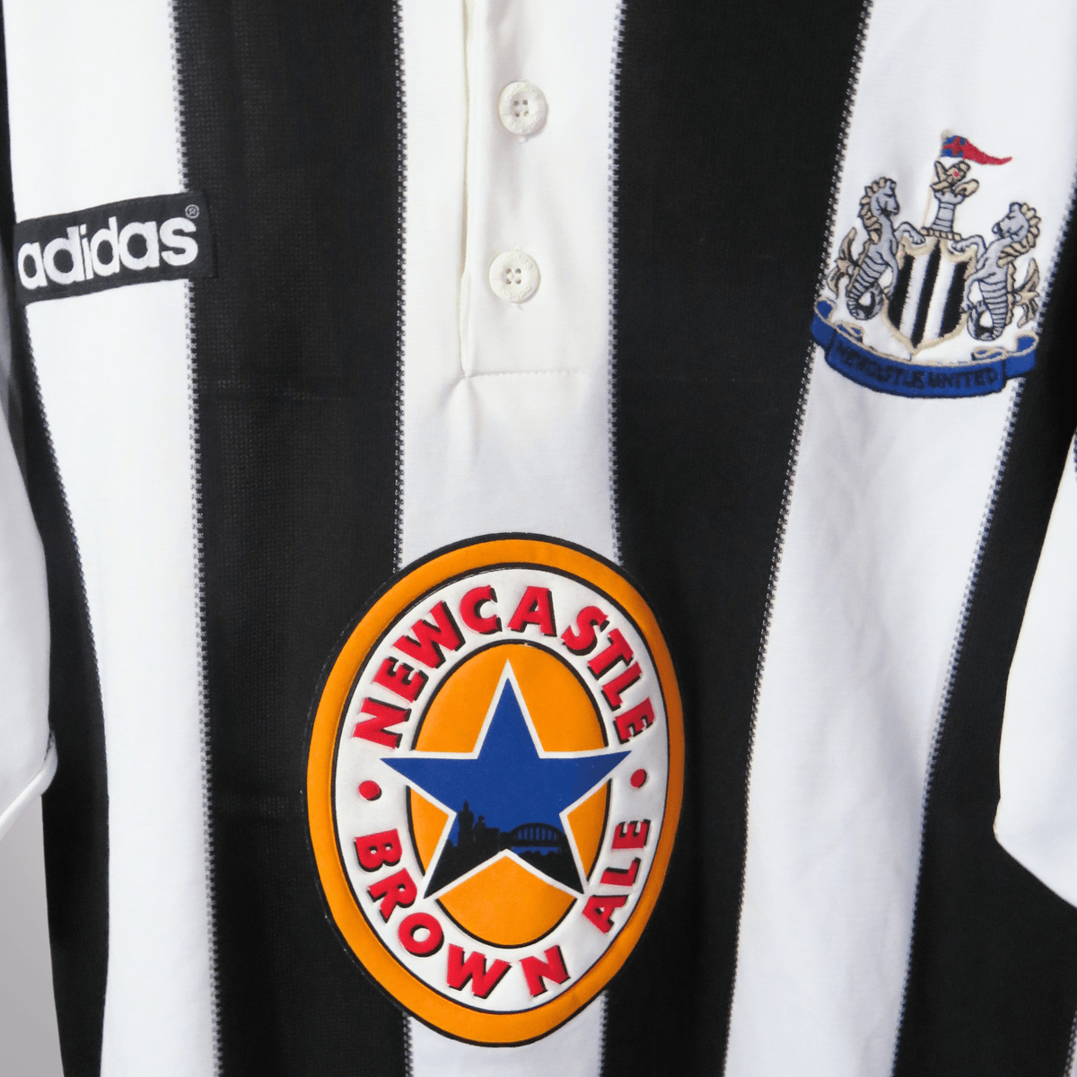 Original Newcastle United 1995-1997 Home football shirt, size L, Shearer 9 | Nostalgic Football Shirts