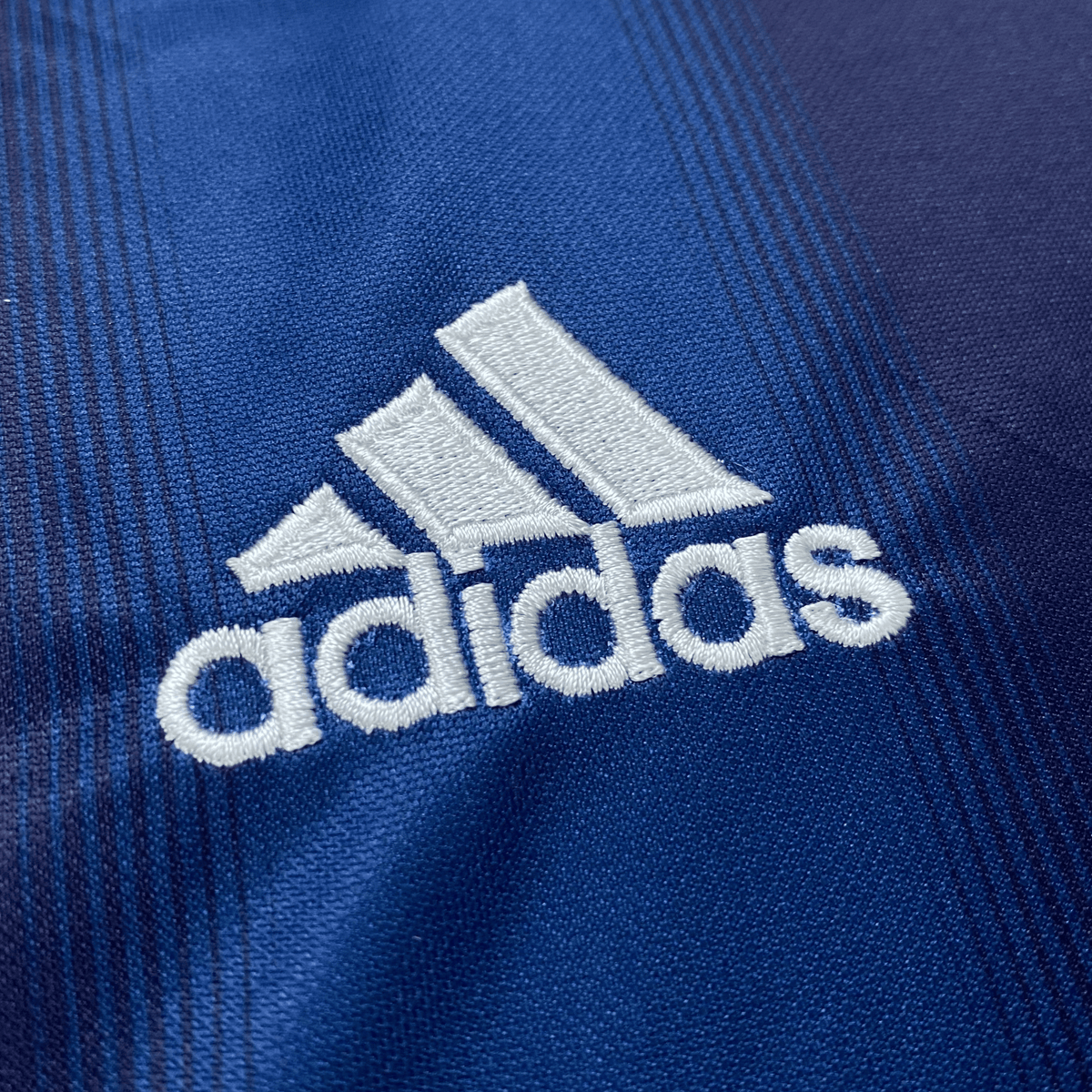 Authentic Adidas Newcastle United 2004-2005 Away shirt, Shearer 9 on the back, size M | Nostalgic Football Shirts