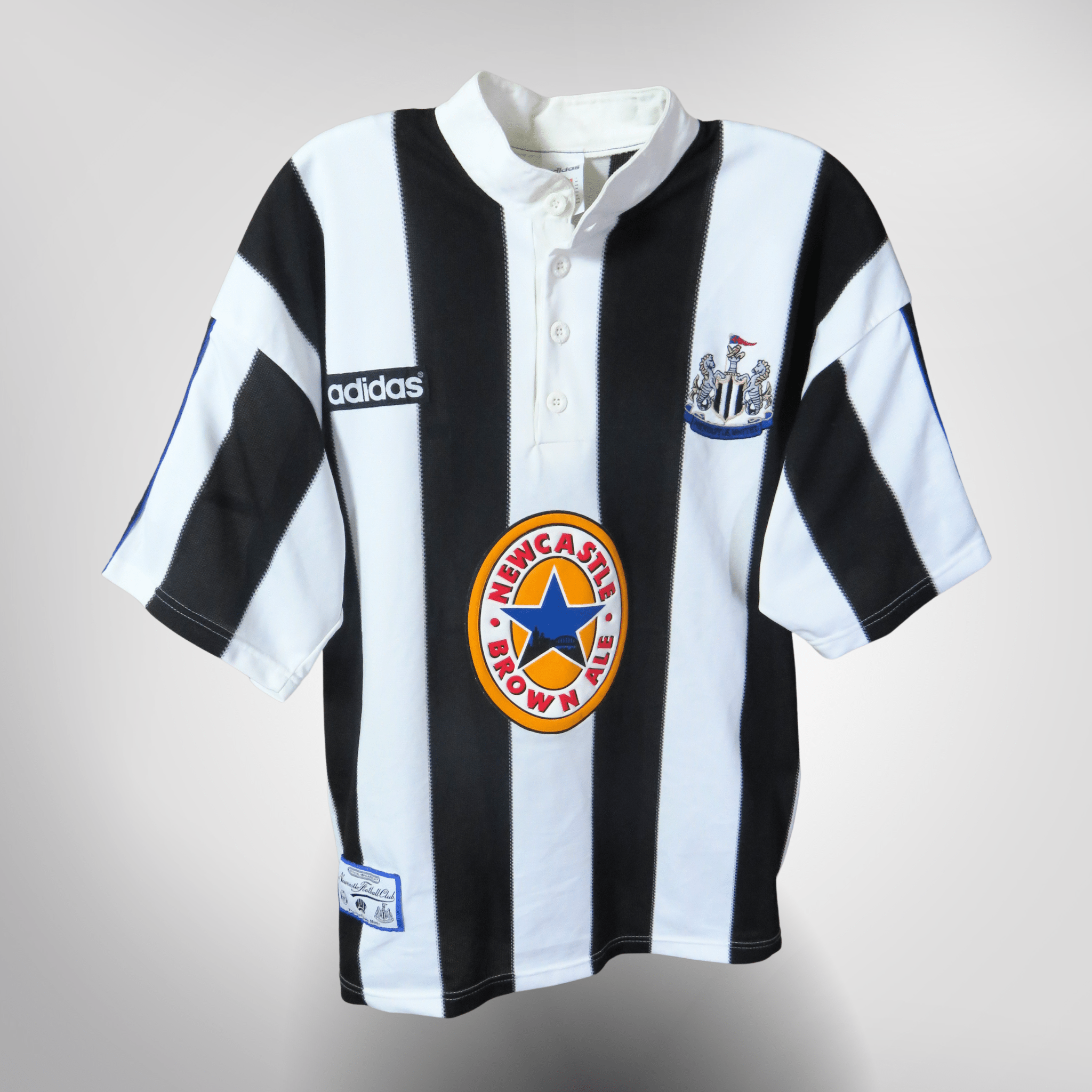 Newcastle United 1995-97 Home Shearer #9 Shirt L