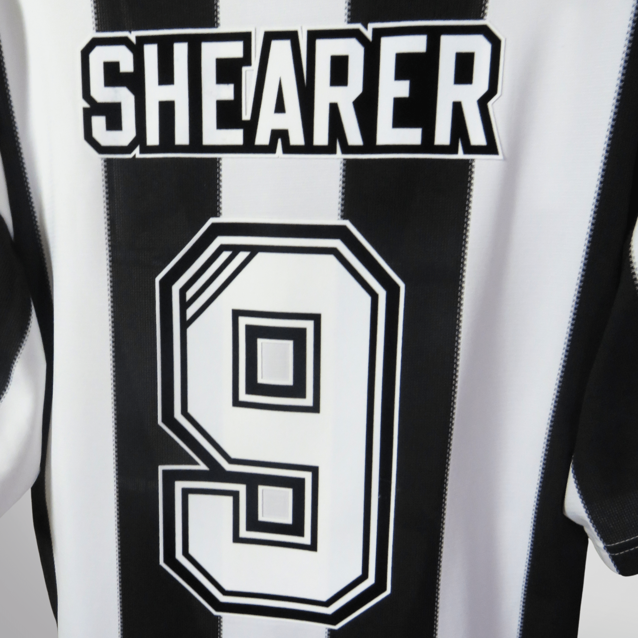 Newcastle United 1995-97 Home Shearer #9 Shirt L