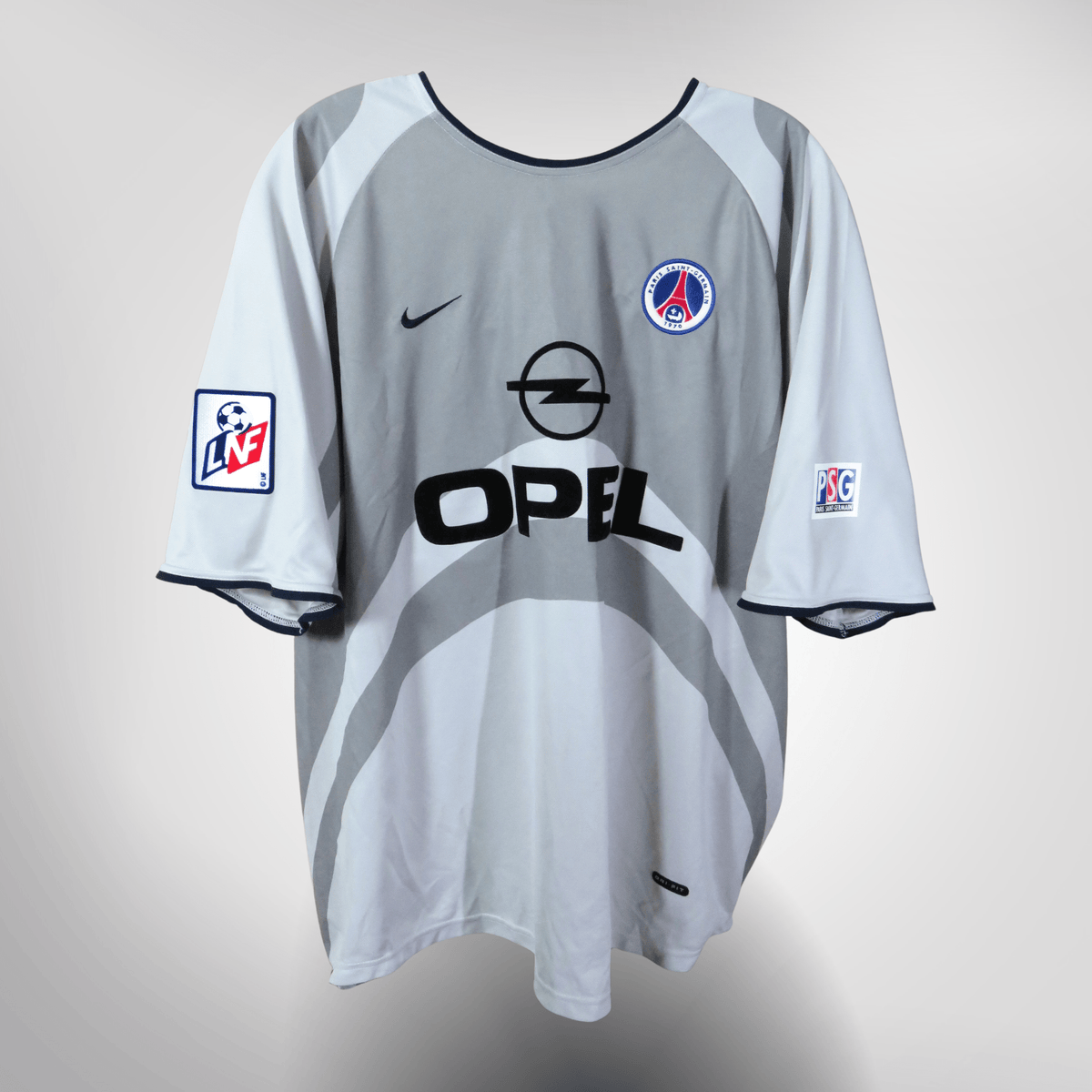 Authentic Nike PSG 2001-2002 Away shirt, Ronaldinho 21 on the back, size XL | Nostalgic Football Shirts