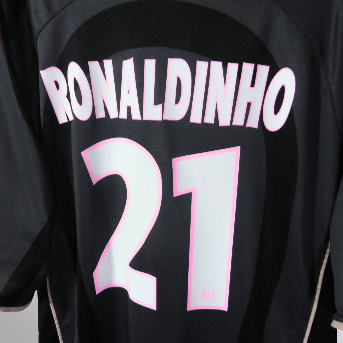 Retro PSG 2001-2002 Third football jersey by Nike, Ronaldinho 21, size XL | Nostalgic Football Shirts
