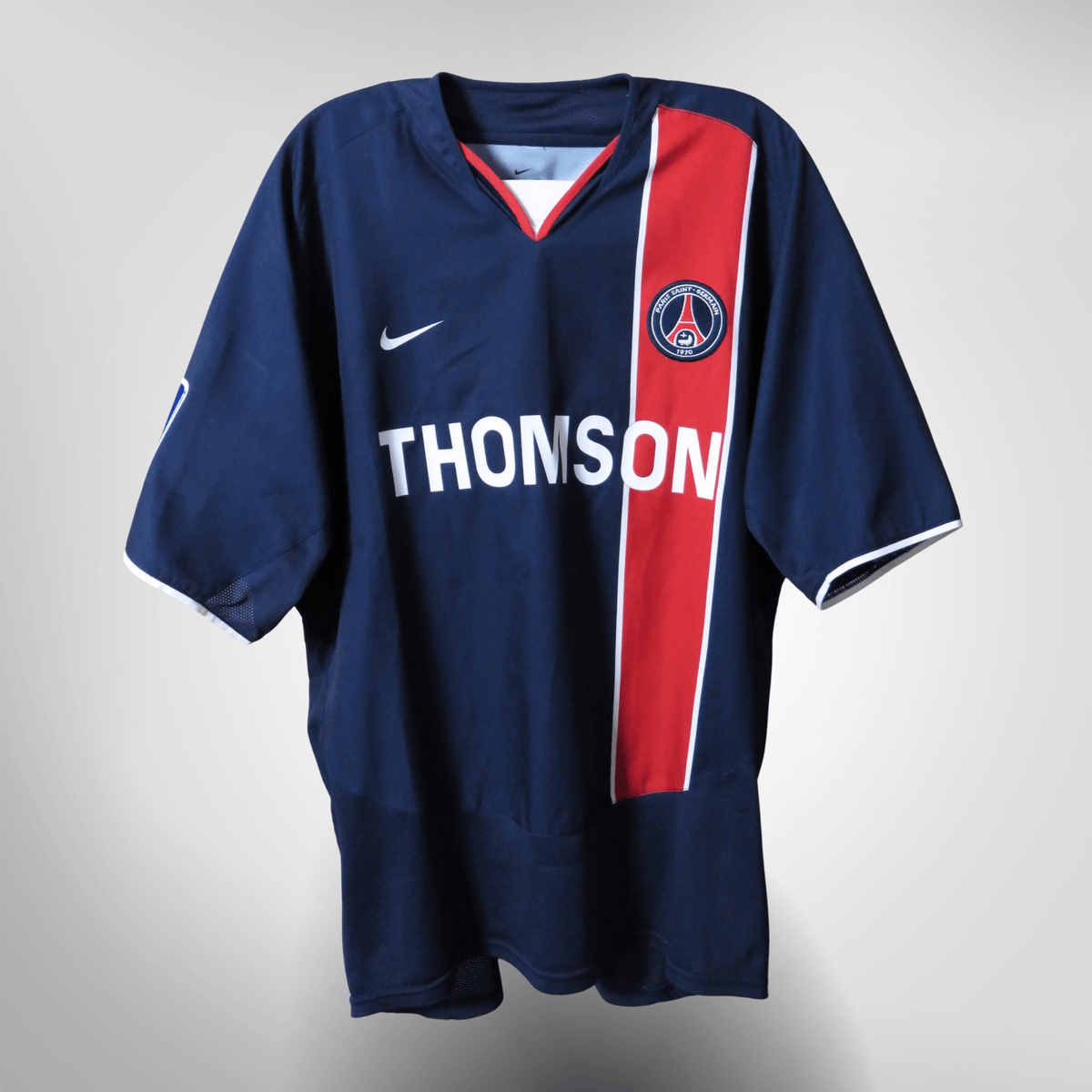Authentic Nike PSG 2003-2004 Home shirt, Ronaldinho 10 on the back, size L | Nostalgic Football Shirts