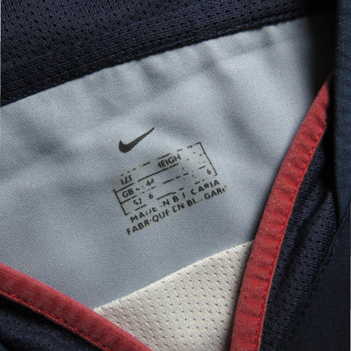 Vintage PSG 2003-2004 Home football shirt with Ronaldinho 10 print, size L, product code 112738 | Nostalgic Football Shirts