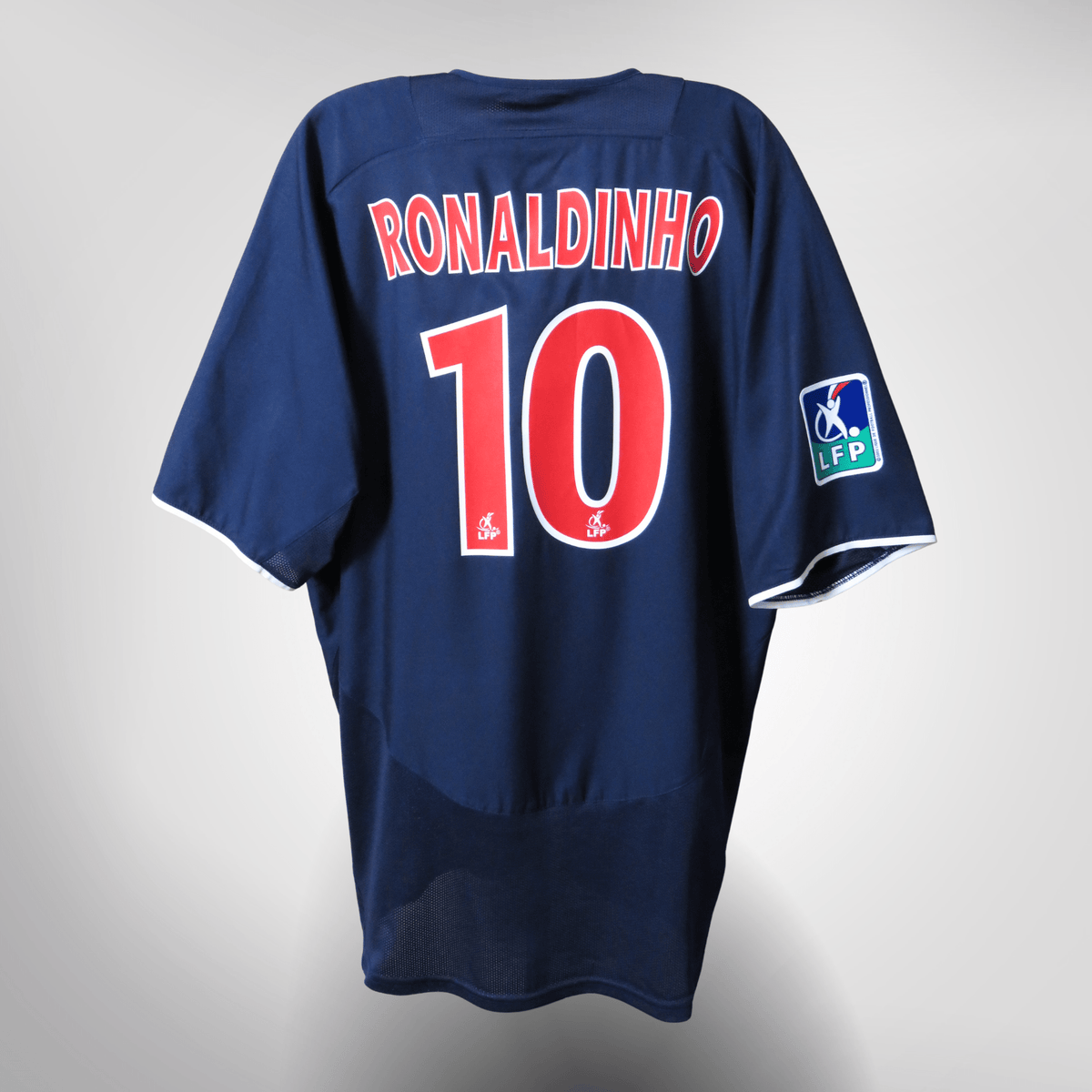 Vintage PSG 2003-2004 Home football shirt with Ronaldinho 10 print, size L | Nostalgic Football Shirts