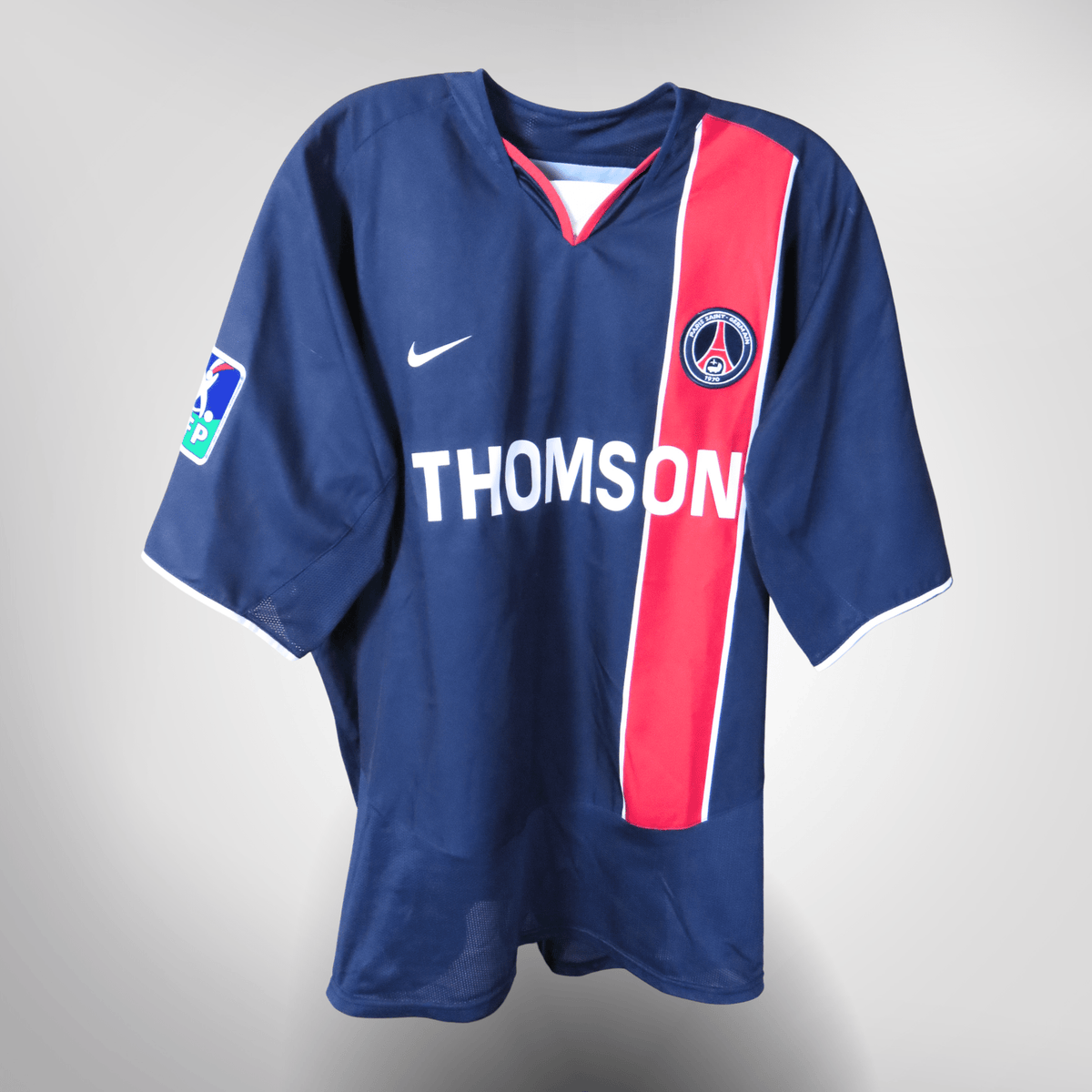 Authentic Nike PSG 2003-2004 Home shirt, Ronaldinho 10 on the back, size XL | Nostalgic Football Shirts