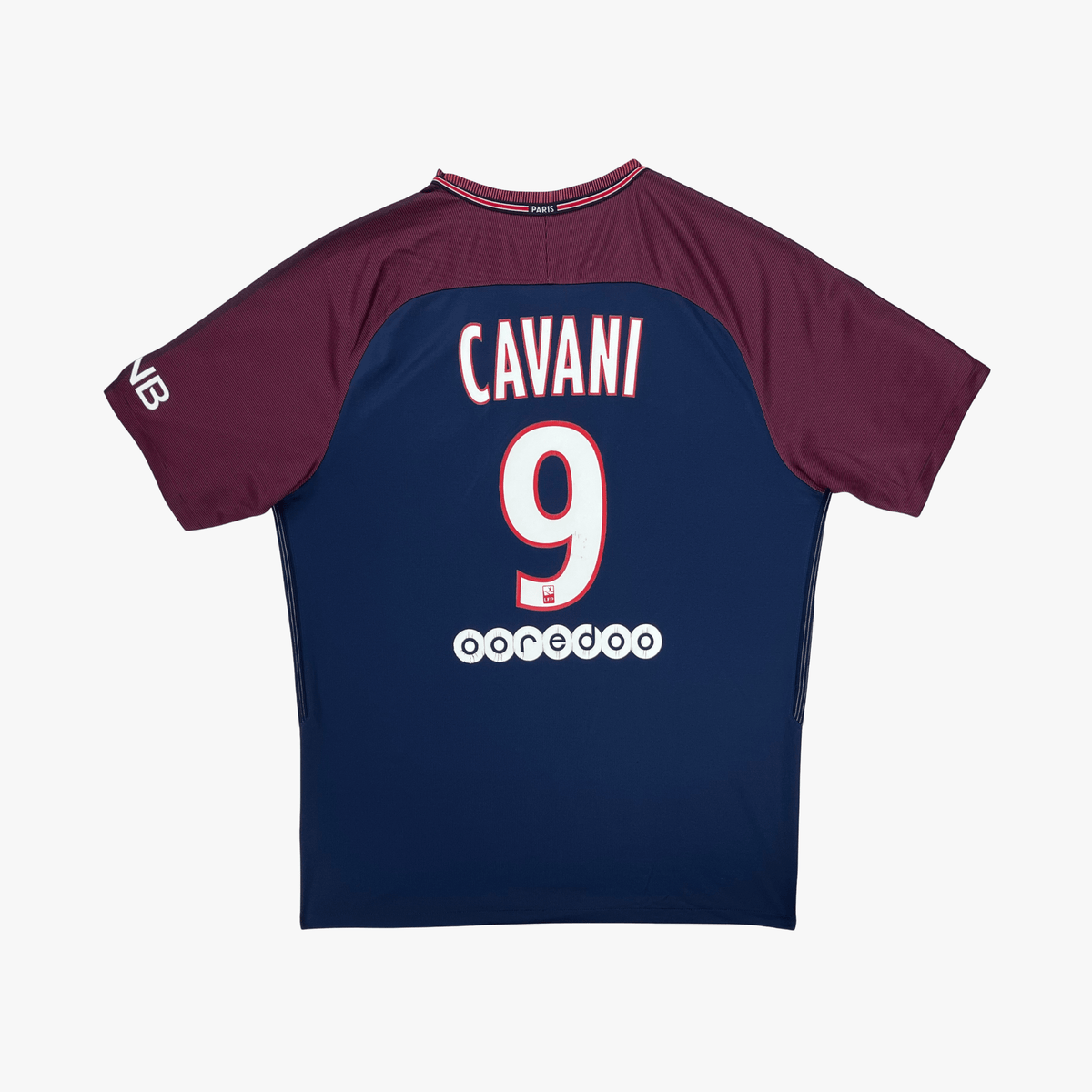 Vintage PSG 2017-2018 Home football shirt with Cavani 9 print, size XL | Nostalgic Football Shirts
