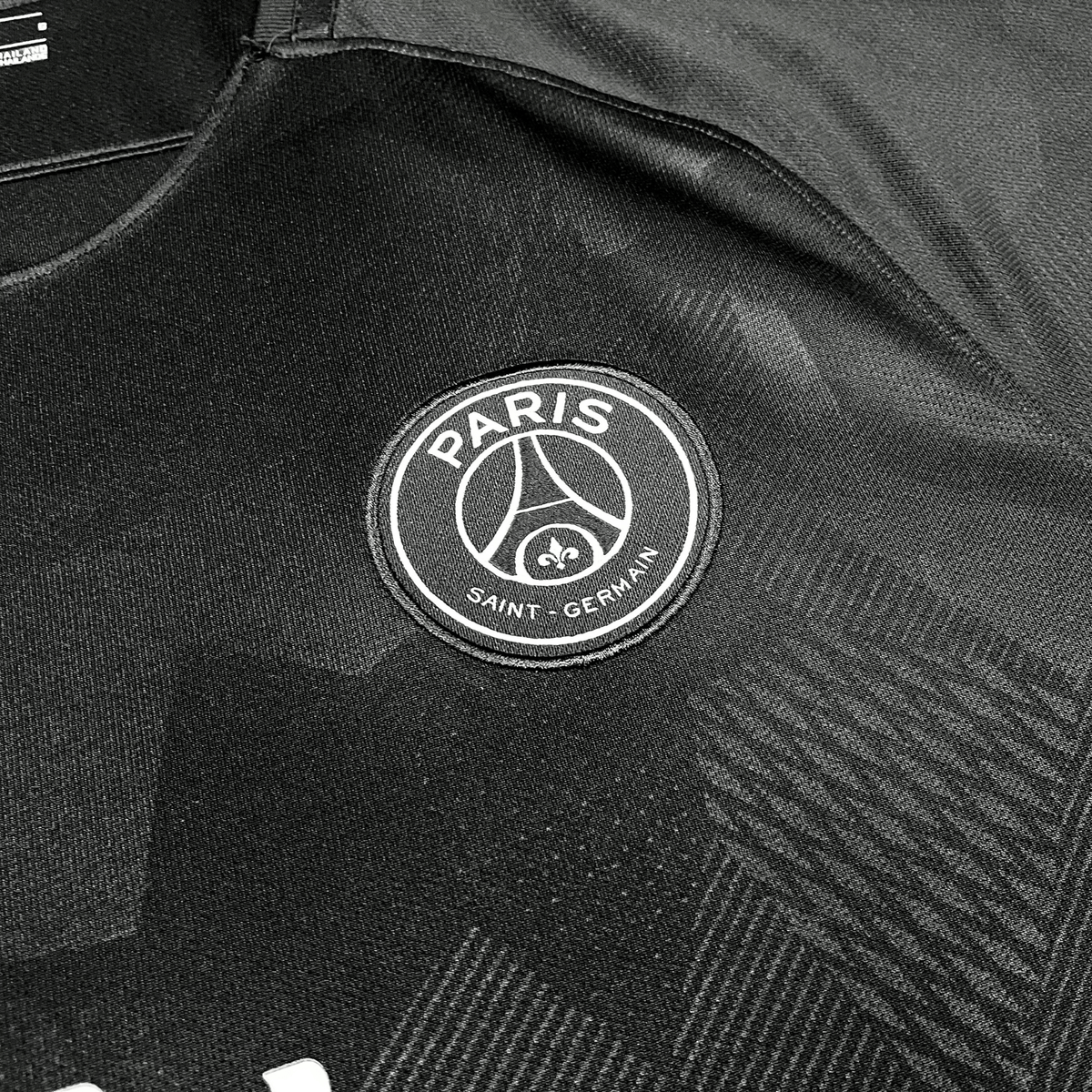 Original PSG 2017-2018 Third football shirt, size L, Mbappé 29 | Nostalgic Football Shirts