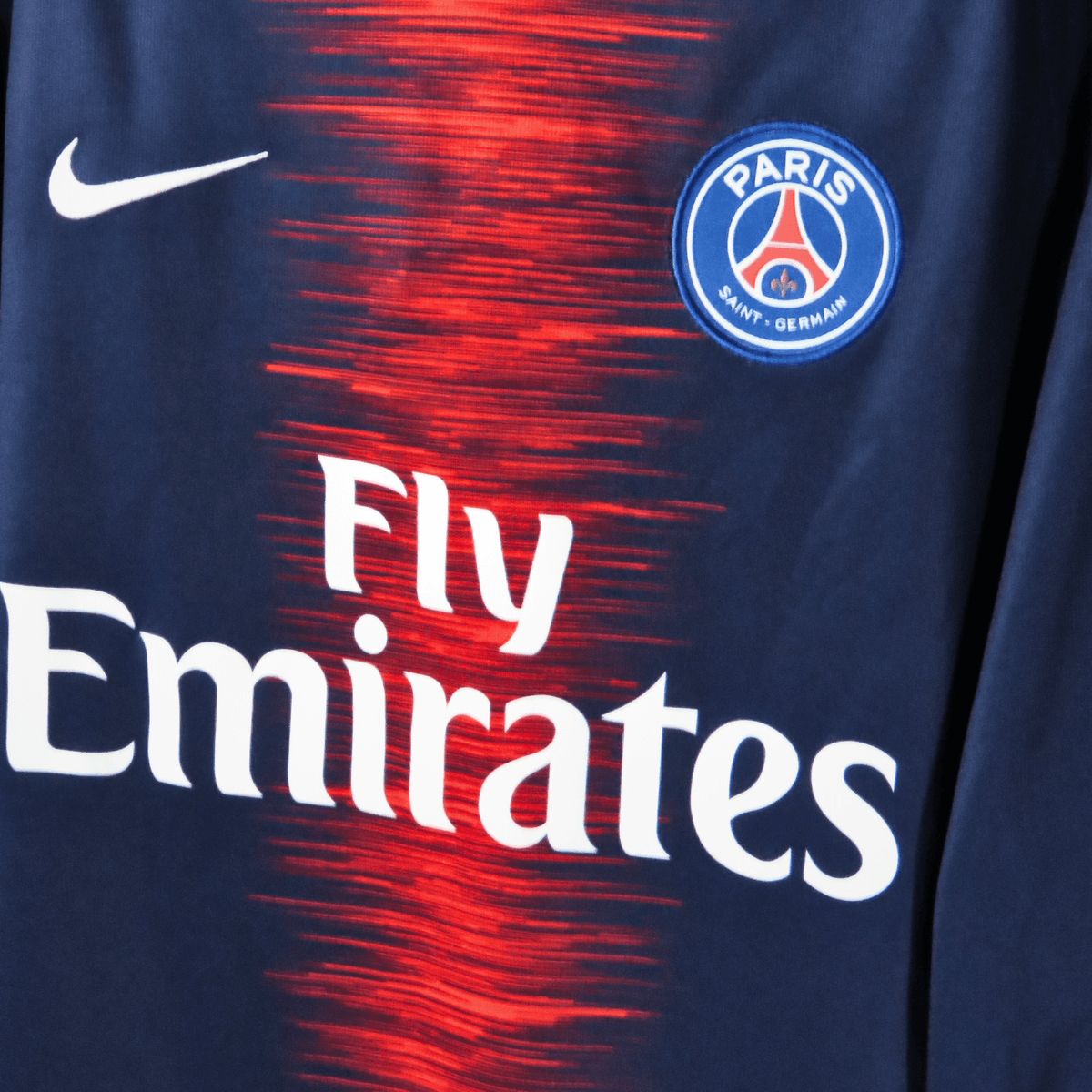 Original PSG 2018-2019 Home longsleeve football shirt, size M, Mbappé 7 | Nostalgic Football Shirts