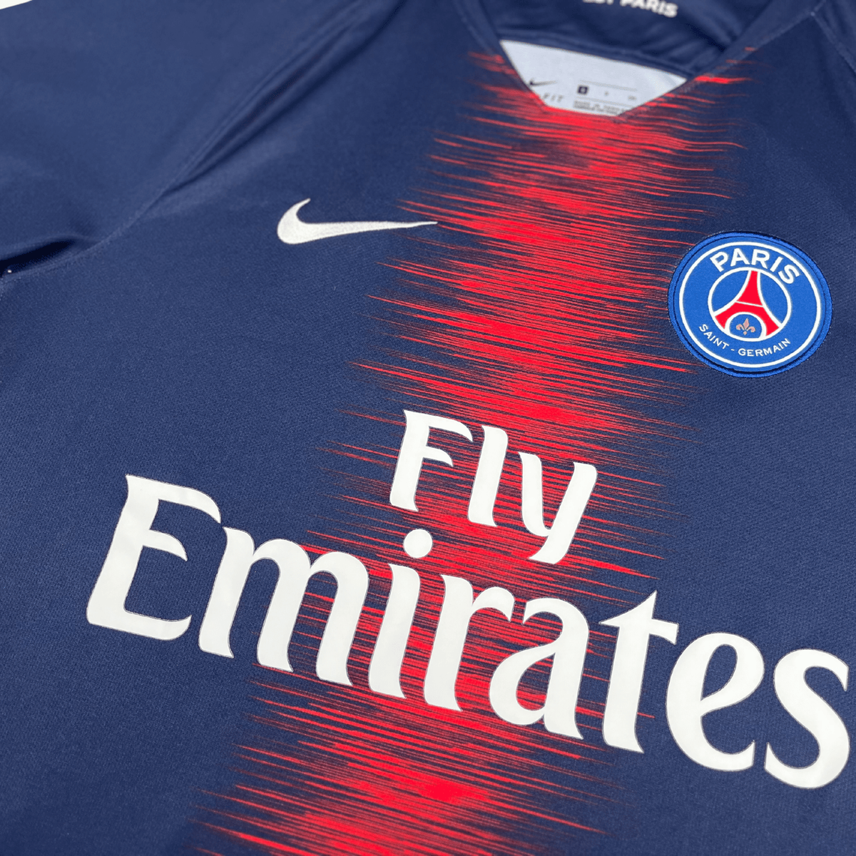 Original PSG 2018-2019 Home football shirt, size S, Mbappé 7 | Nostalgic Football Shirts