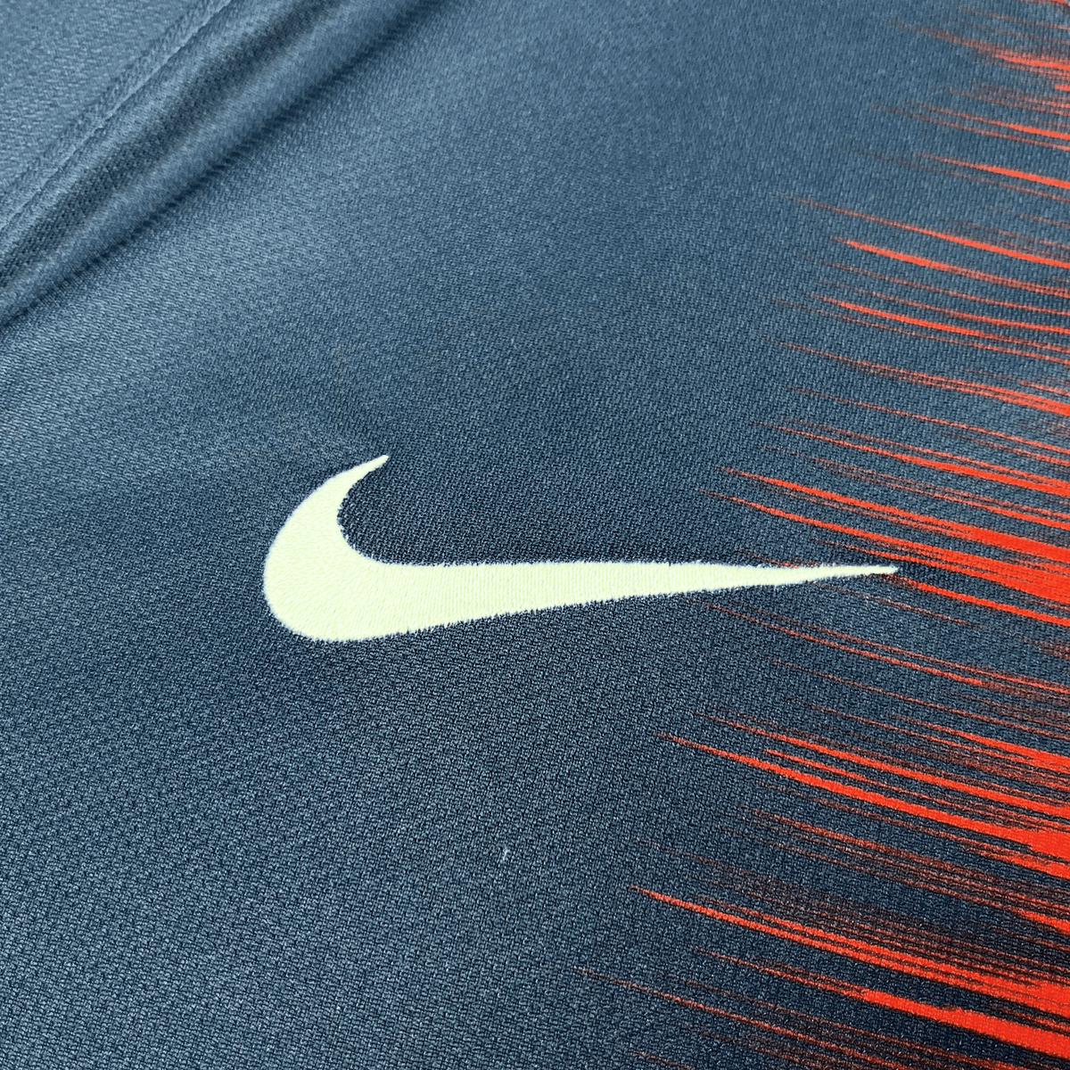 Authentic Nike PSG 2018-2019 Home shirt, Mbappé 7 on the back, size S | Nostalgic Football Shirts